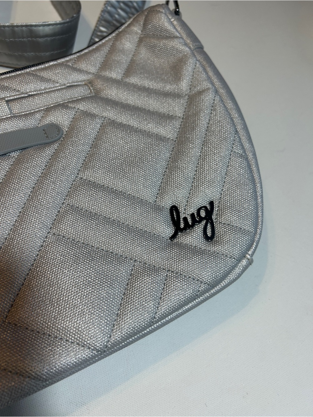 Lug Crossbody Shoulder Bag Silver Gray Quilted NWT Adjustable Strap - Picture 3 of 8